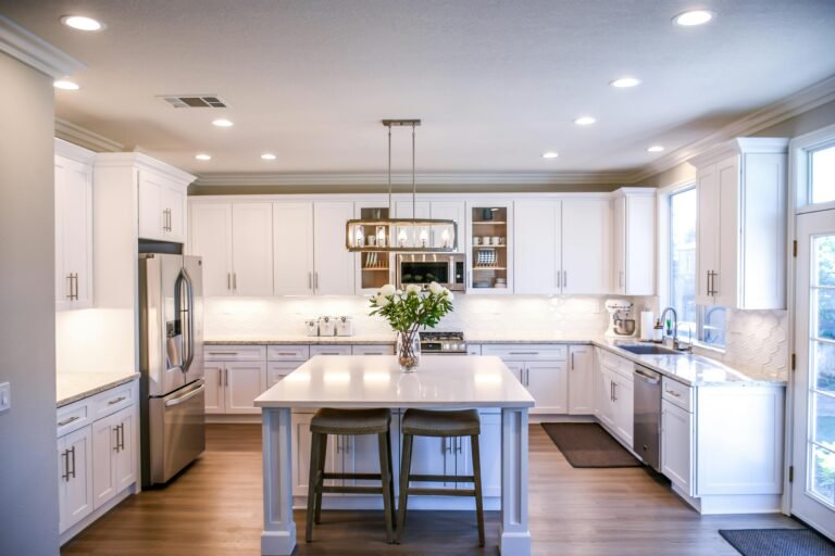 Explore Modern Kitchen Design Inspiration for Stylish, Functional Contemporary Spaces